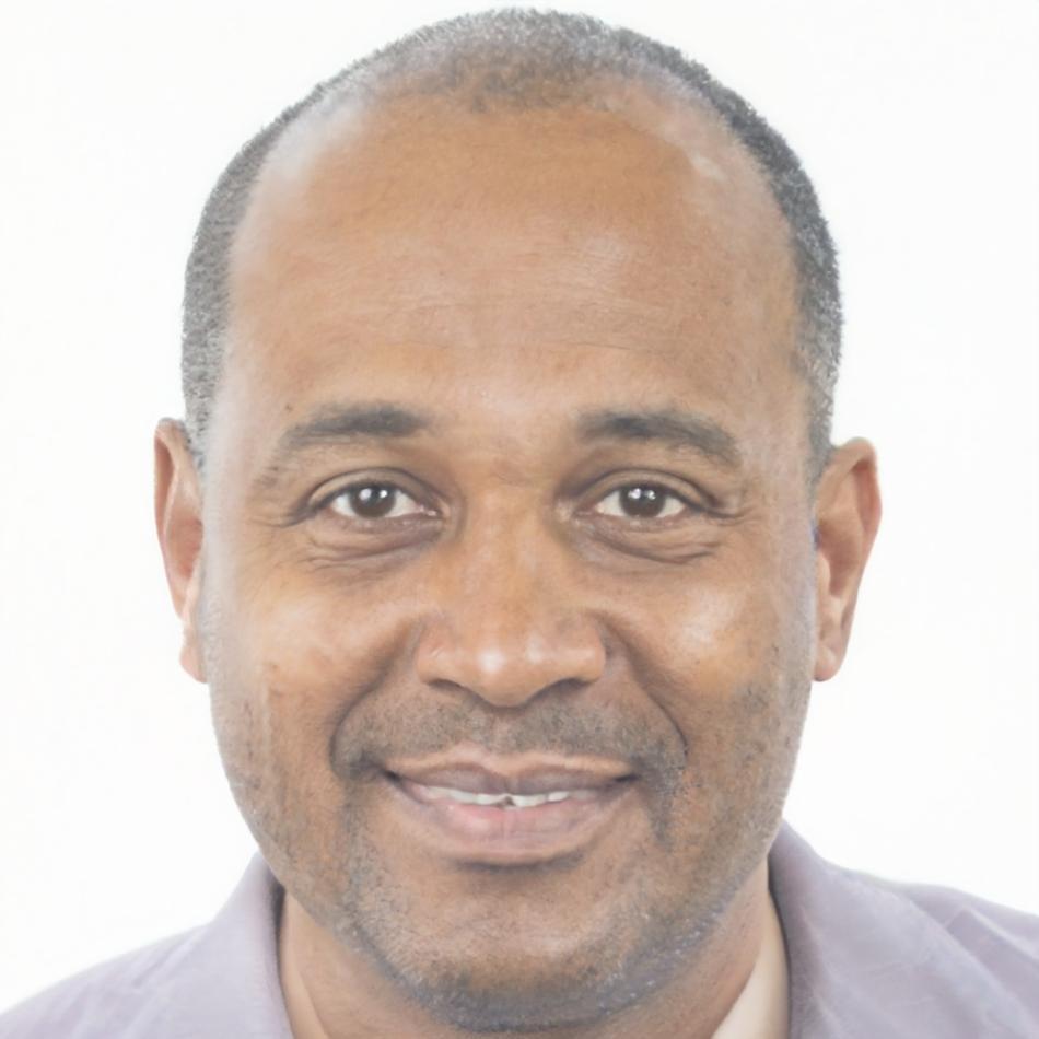 Fletcher Henley, Business Finance Expert